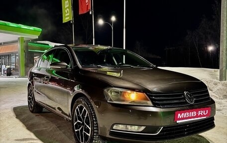 Volkswagen Passat B7, 2011 год, 950 000 рублей, 7 фотография