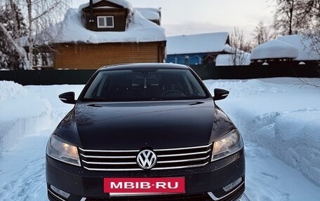 Volkswagen Passat B7, 2011 год, 950 000 рублей, 14 фотография