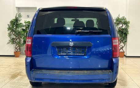 Dodge Caravan V, 2010 год, 900 000 рублей, 5 фотография