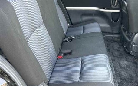 Toyota ISis I, 2016 год, 1 112 020 рублей, 8 фотография