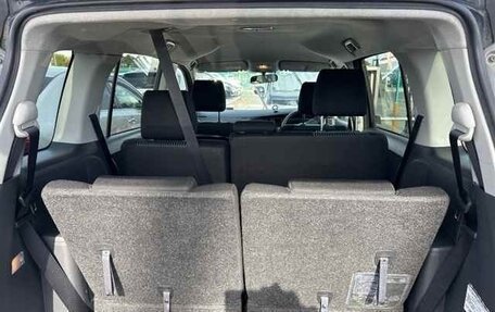 Toyota ISis I, 2016 год, 1 112 020 рублей, 9 фотография