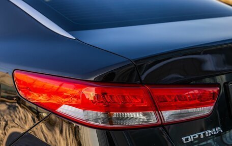 KIA Optima IV, 2017 год, 2 048 000 рублей, 12 фотография