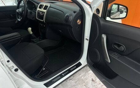 Renault Logan II, 2020 год, 799 000 рублей, 11 фотография