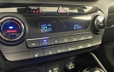 Hyundai Tucson III, 2018 год, 1 890 000 рублей, 13 фотография