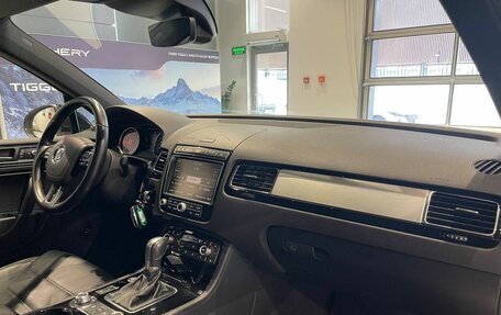 Volkswagen Touareg III, 2017 год, 3 700 000 рублей, 10 фотография