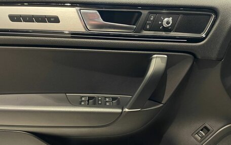 Volkswagen Touareg III, 2017 год, 3 700 000 рублей, 20 фотография