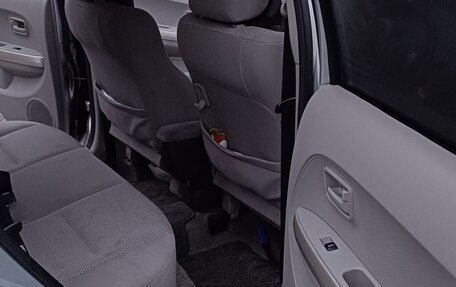 Toyota Ist II, 2002 год, 400 000 рублей, 5 фотография