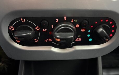 Renault Logan I, 2014 год, 350 000 рублей, 13 фотография