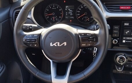 KIA Rio IV, 2022 год, 2 000 100 рублей, 2 фотография