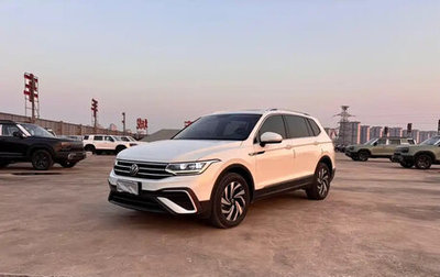 Volkswagen Tiguan II, 2023 год, 2 976 911 рублей, 1 фотография