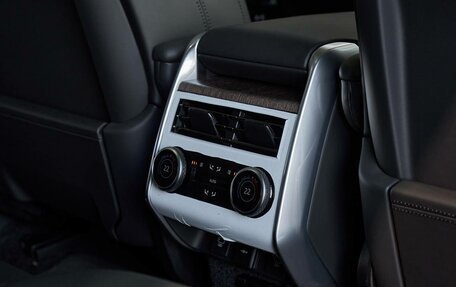 Land Rover Range Rover IV рестайлинг, 2025 год, 24 600 000 рублей, 19 фотография