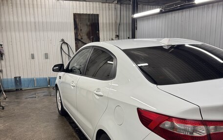 KIA Rio III рестайлинг, 2011 год, 800 000 рублей, 3 фотография