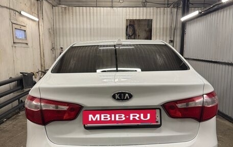 KIA Rio III рестайлинг, 2011 год, 800 000 рублей, 6 фотография