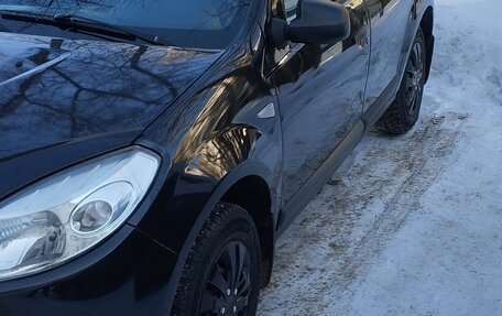 Renault Sandero I, 2013 год, 500 000 рублей, 6 фотография