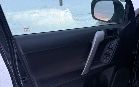 Toyota Land Cruiser Prado 150 рестайлинг 2, 2014 год, 3 280 000 рублей, 9 фотография