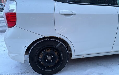 Honda Fit III, 2001 год, 450 000 рублей, 5 фотография