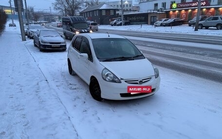 Honda Fit III, 2001 год, 450 000 рублей, 3 фотография