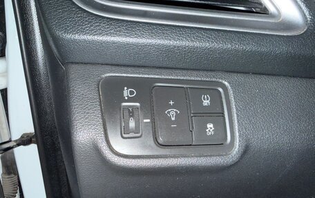 Hyundai Solaris II рестайлинг, 2020 год, 1 400 000 рублей, 14 фотография