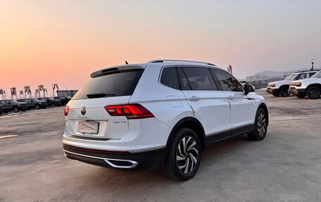 Volkswagen Tiguan II, 2023 год, 2 976 911 рублей, 4 фотография