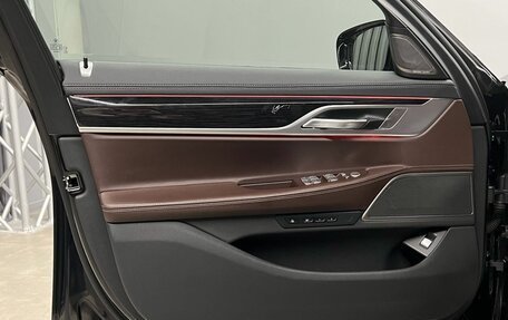 BMW 7 серия, 2019 год, 6 300 000 рублей, 9 фотография