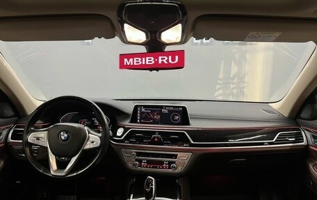 BMW 7 серия, 2019 год, 6 300 000 рублей, 10 фотография