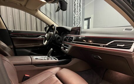 BMW 7 серия, 2019 год, 6 300 000 рублей, 23 фотография