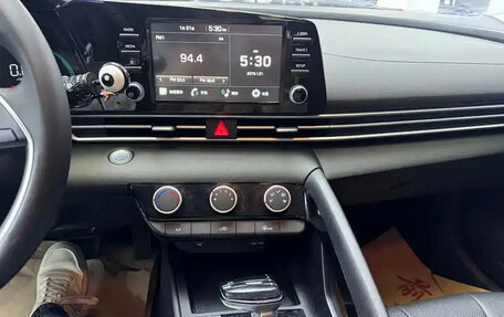 Hyundai Elantra, 2023 год, 1 407 000 рублей, 11 фотография