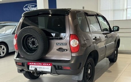 Chevrolet Niva I рестайлинг, 2017 год, 650 000 рублей, 4 фотография