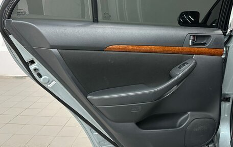 Toyota Avensis III рестайлинг, 2007 год, 1 050 000 рублей, 19 фотография