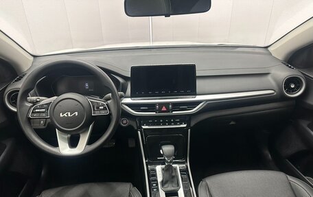 KIA K3, 2022 год, 1 380 000 рублей, 9 фотография