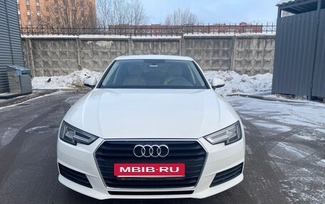 Audi A4, 2019 год, 2 240 000 рублей, 2 фотография