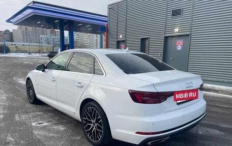 Audi A4, 2019 год, 2 240 000 рублей, 7 фотография