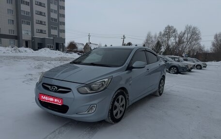 Hyundai Solaris II рестайлинг, 2011 год, 780 000 рублей, 1 фотография