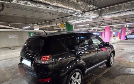 Mitsubishi Outlander III рестайлинг 3, 2008 год, 1 100 000 рублей, 4 фотография