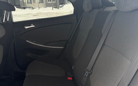 Hyundai Solaris II рестайлинг, 2011 год, 780 000 рублей, 9 фотография