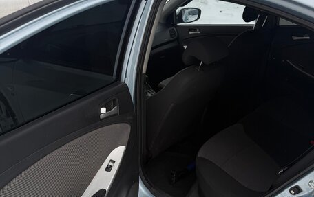 Hyundai Solaris II рестайлинг, 2011 год, 780 000 рублей, 8 фотография