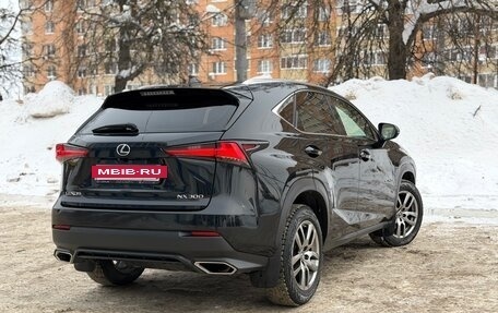 Lexus NX I, 2019 год, 3 650 000 рублей, 8 фотография