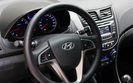 Hyundai Solaris II рестайлинг, 2015 год, 1 190 000 рублей, 10 фотография