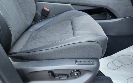 Volkswagen Tiguan, 2025 год, 5 249 000 рублей, 13 фотография