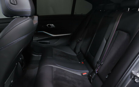 BMW 3 серия, 2022 год, 8 000 000 рублей, 10 фотография