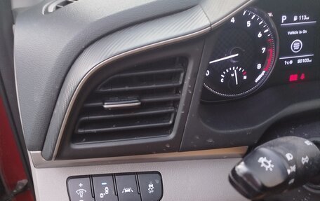 Hyundai Elantra VI рестайлинг, 2019 год, 1 300 000 рублей, 4 фотография