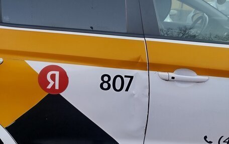 Hyundai Elantra VI рестайлинг, 2019 год, 1 300 000 рублей, 10 фотография