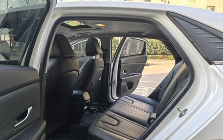 Hyundai Elantra, 2022 год, 1 550 000 рублей, 13 фотография