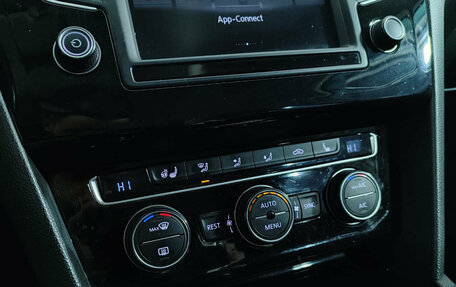 Volkswagen Passat B8 рестайлинг, 2015 год, 1 649 000 рублей, 12 фотография