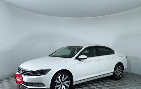 Volkswagen Passat B8 рестайлинг, 2015 год, 1 649 000 рублей, 1 фотография