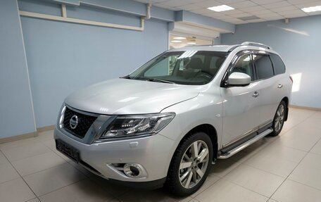 Nissan Pathfinder, 2015 год, 2 149 000 рублей, 3 фотография