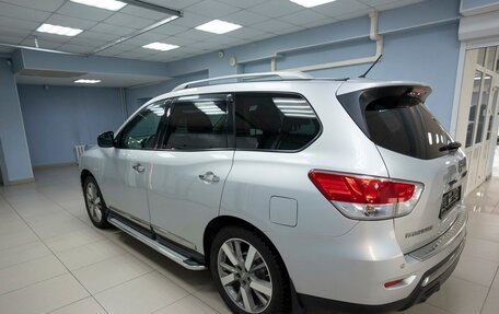 Nissan Pathfinder, 2015 год, 2 149 000 рублей, 6 фотография