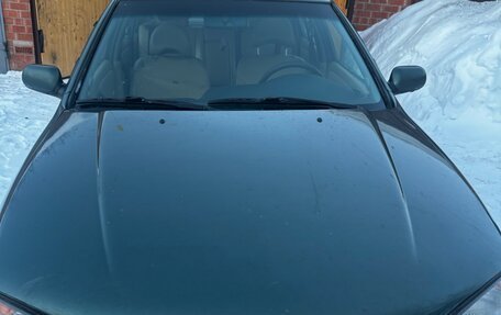 Nissan Primera II рестайлинг, 2001 год, 100 000 рублей, 1 фотография