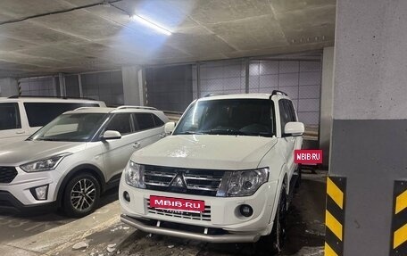 Mitsubishi Pajero IV, 2012 год, 2 150 000 рублей, 10 фотография