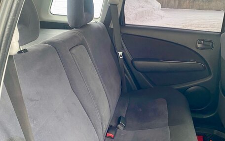 Mitsubishi Airtrek, 2003 год, 700 000 рублей, 12 фотография